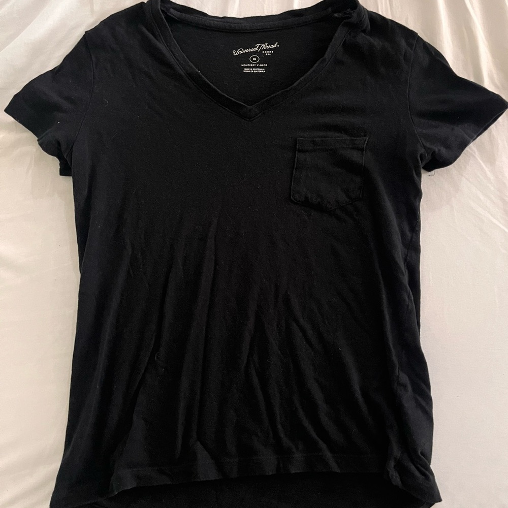 Universal Thread V-Neck